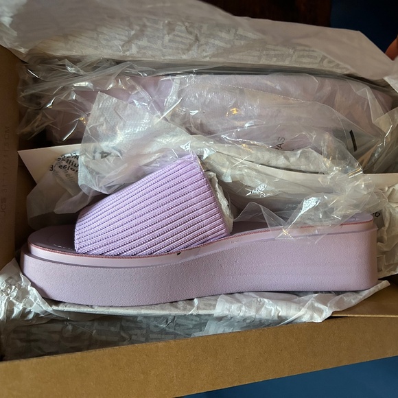 Steve Madden Shoes - Steve Madden Lilac Balanced Sandals